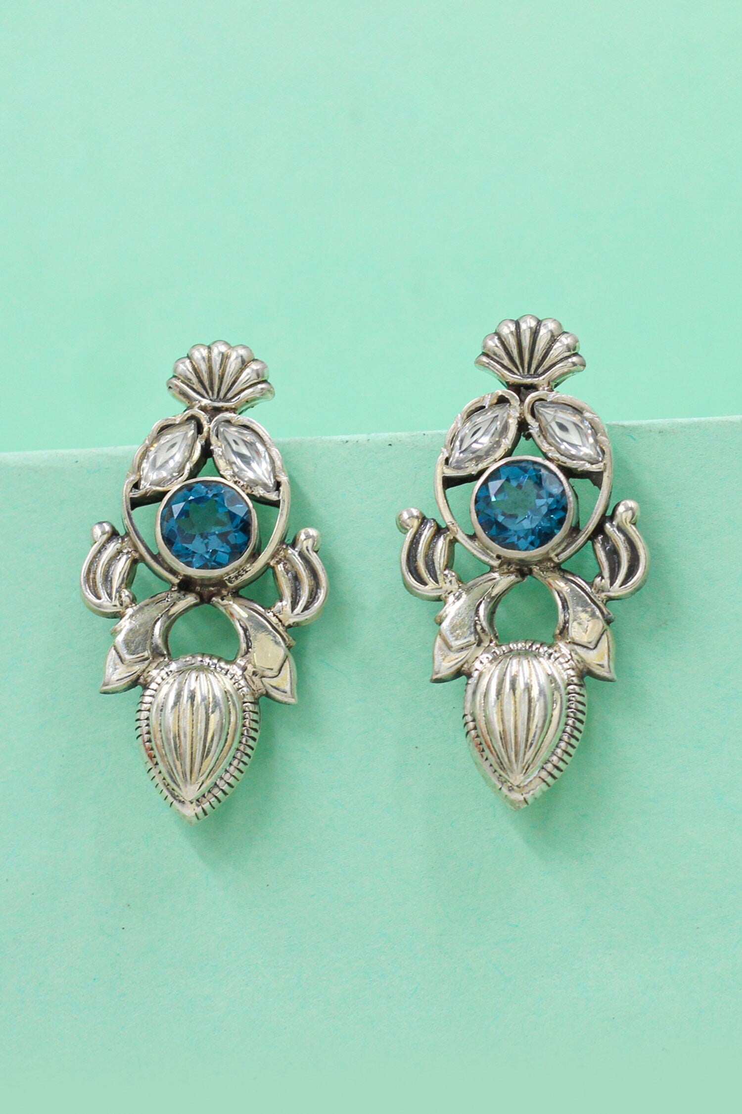 Antique Bloom Silver Earrings 