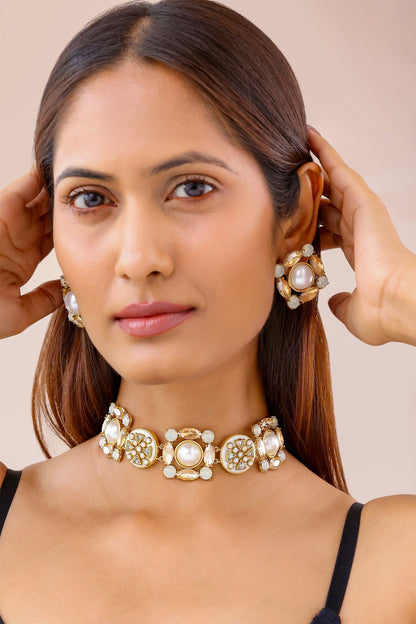 Veda Shell Stone & Pearl Choker 