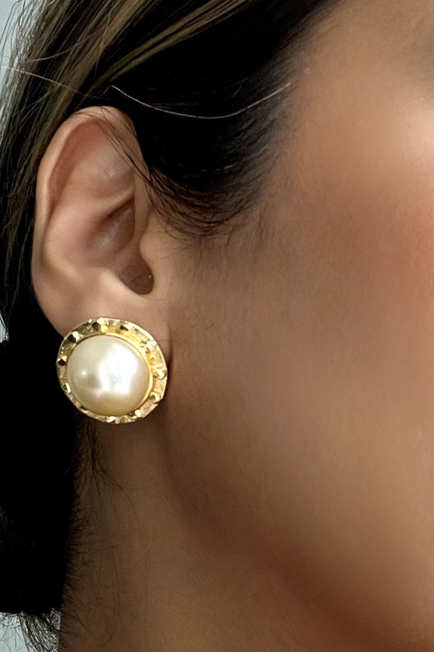 Pearl Luxe Pearl Stud Earrings 