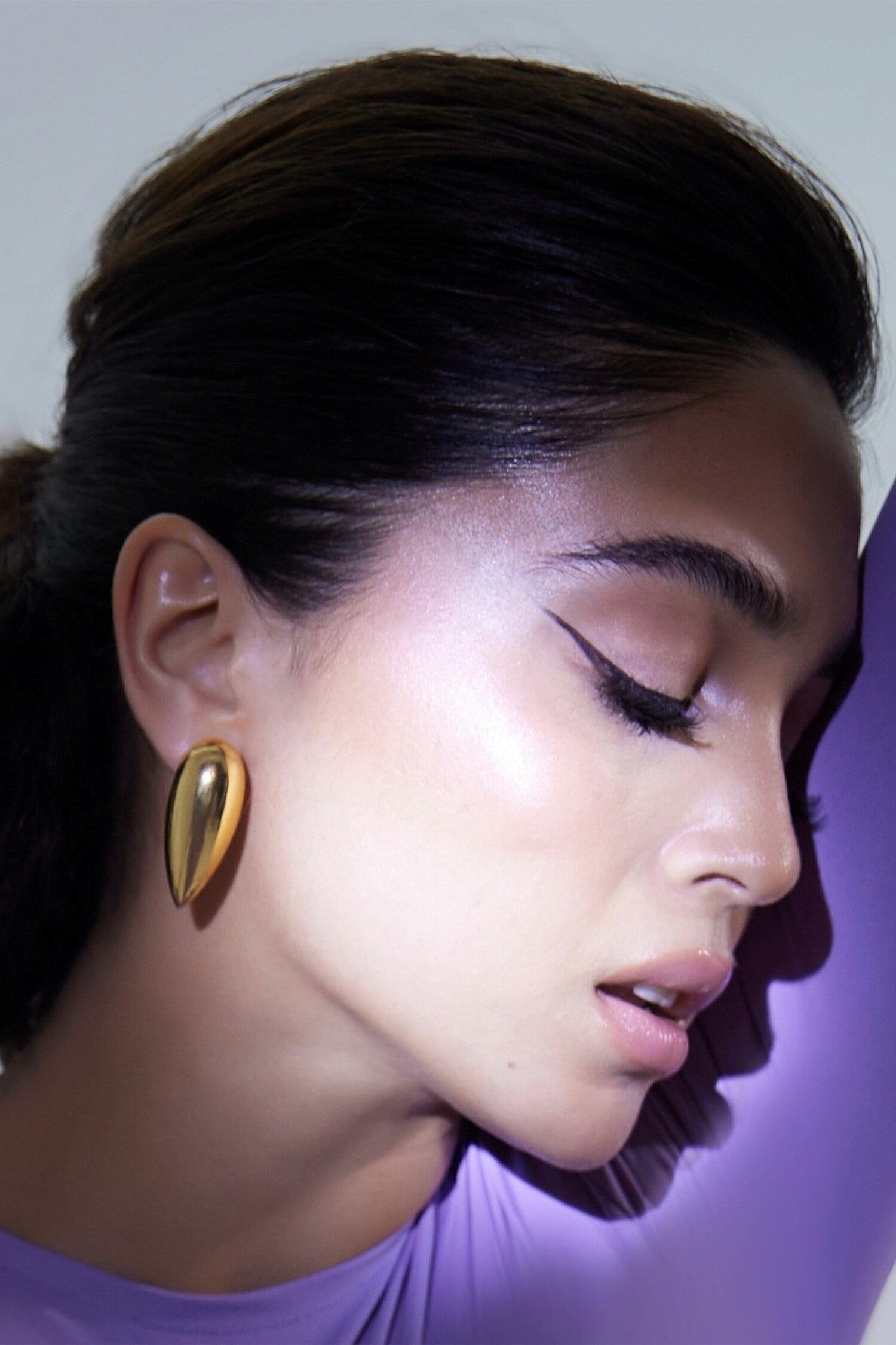 Amore Drop High Gloss Drop Shape Stud Earrings 