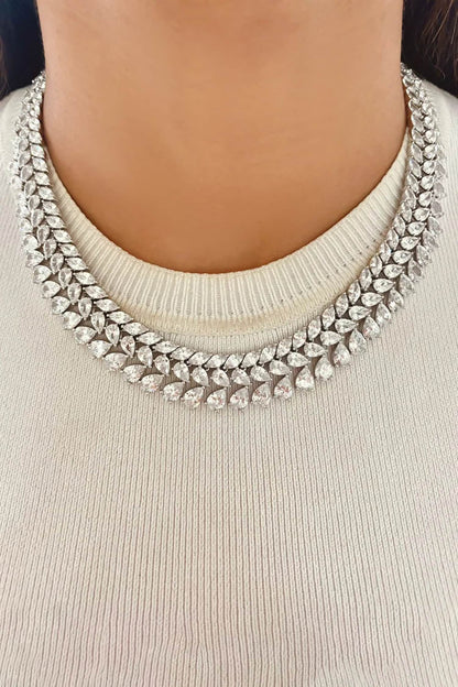 Leaflet Diamond Tear Drops Necklace Set 