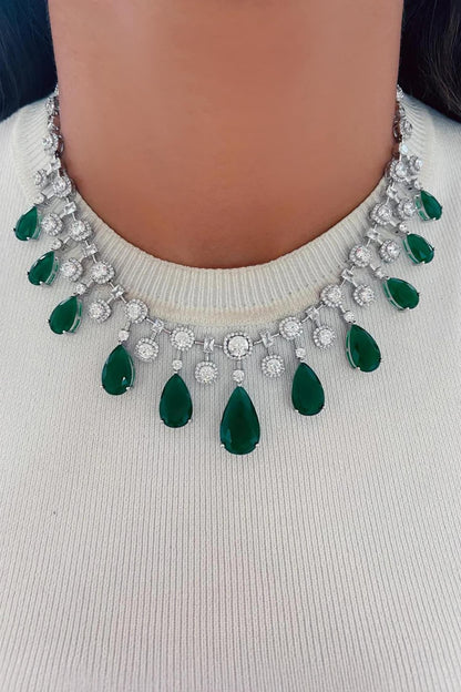 Rabta Emerald Tear Drops Circular Diamond Necklace Set 