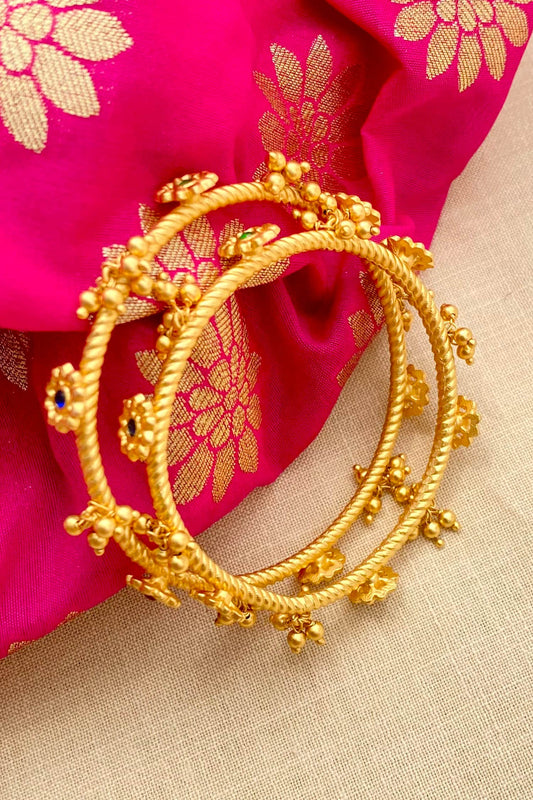 Tinkling Tales Bangle - Single Piece 