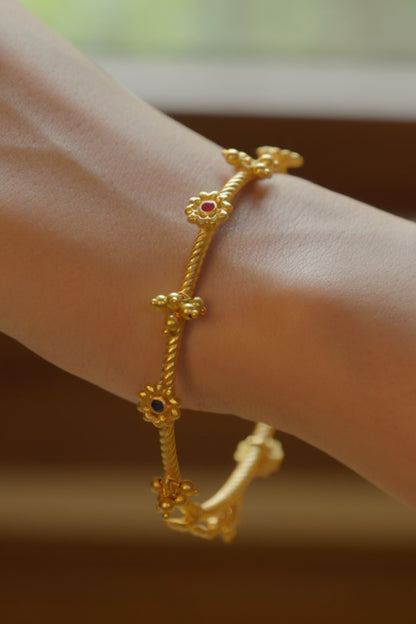Tinkling Tales Bangle - Single Piece 