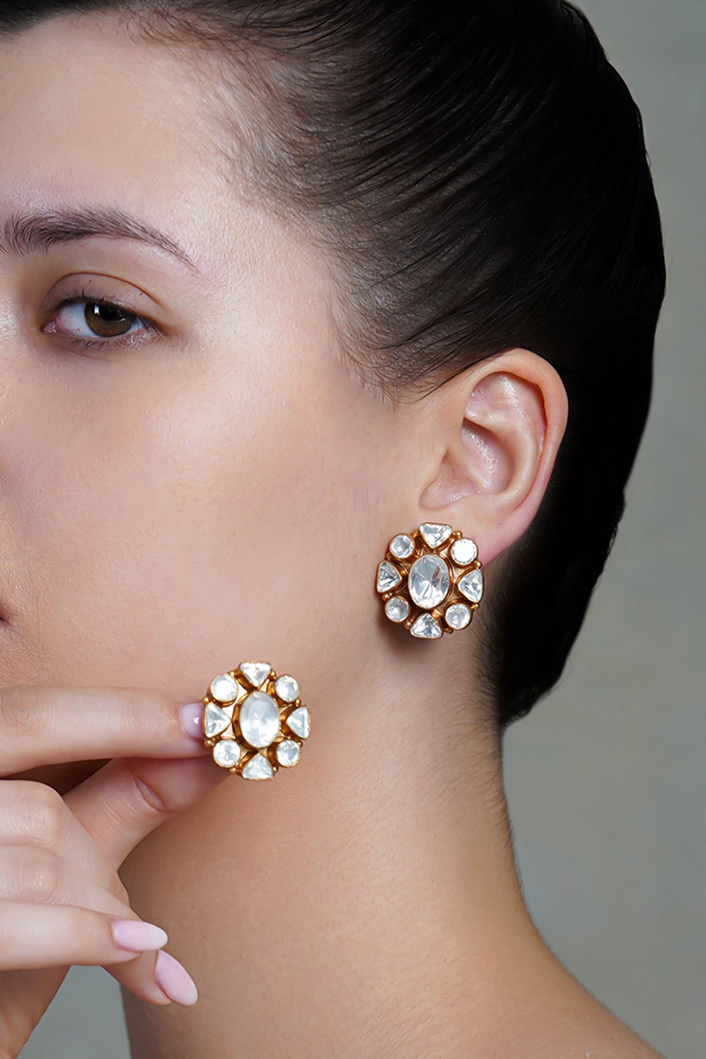 Glimmer Nest Kundan Stud Earrings 