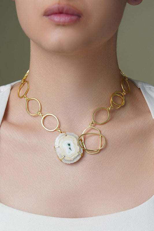 Elegant Gold Agate Choker Necklace 