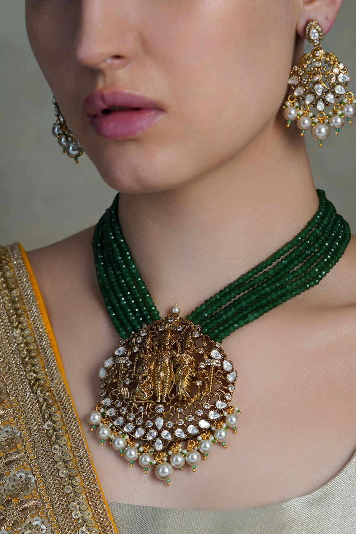Emerald Dome Temple Necklace Set 