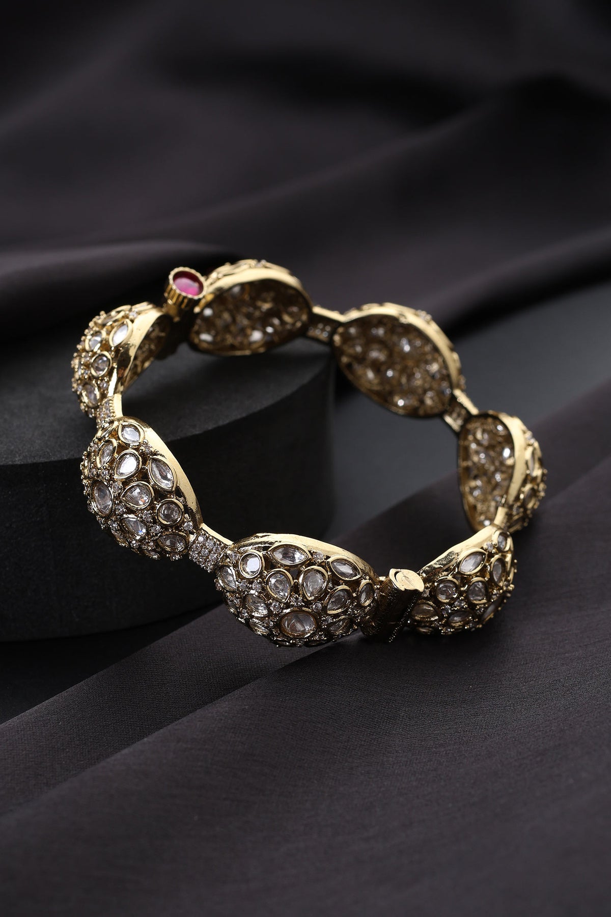 Gold Polki Pacheli Kada 