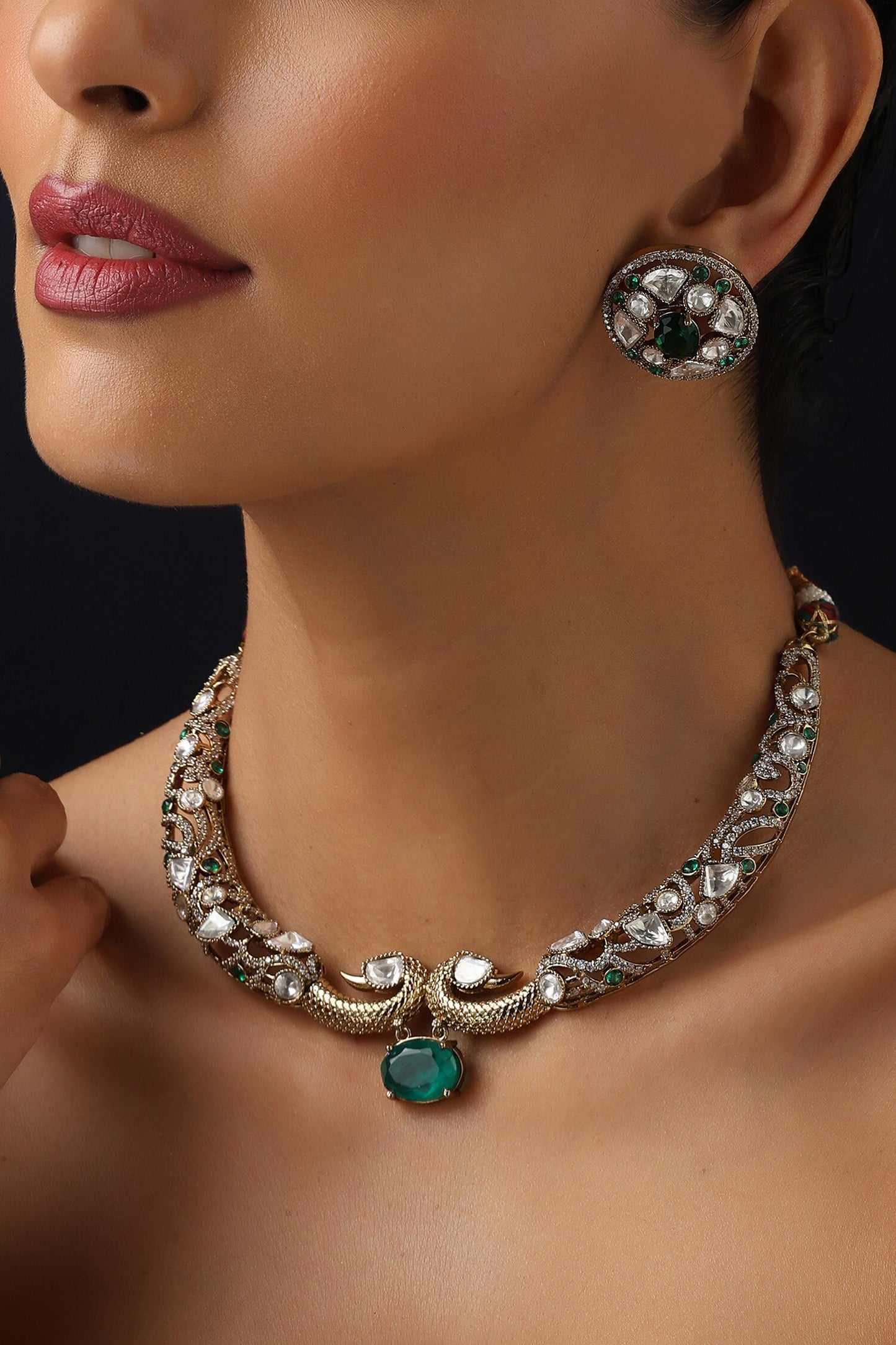 Emerald Hasli Necklace Set 