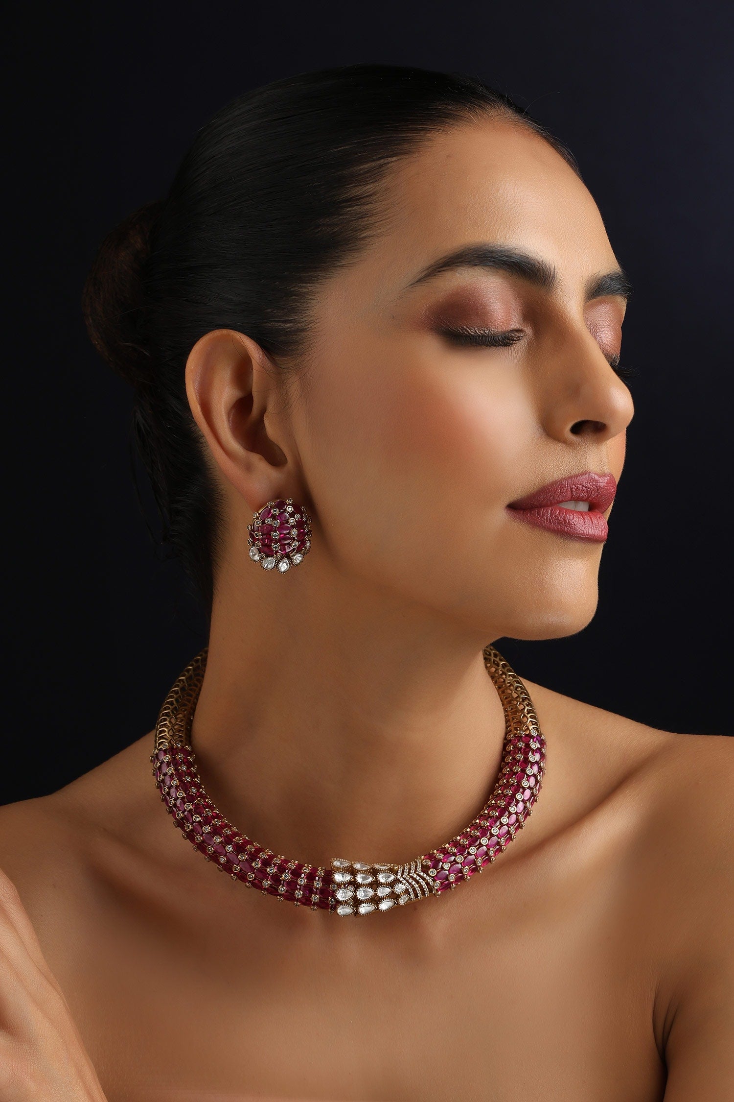 Ruby Hasli Necklace Set 