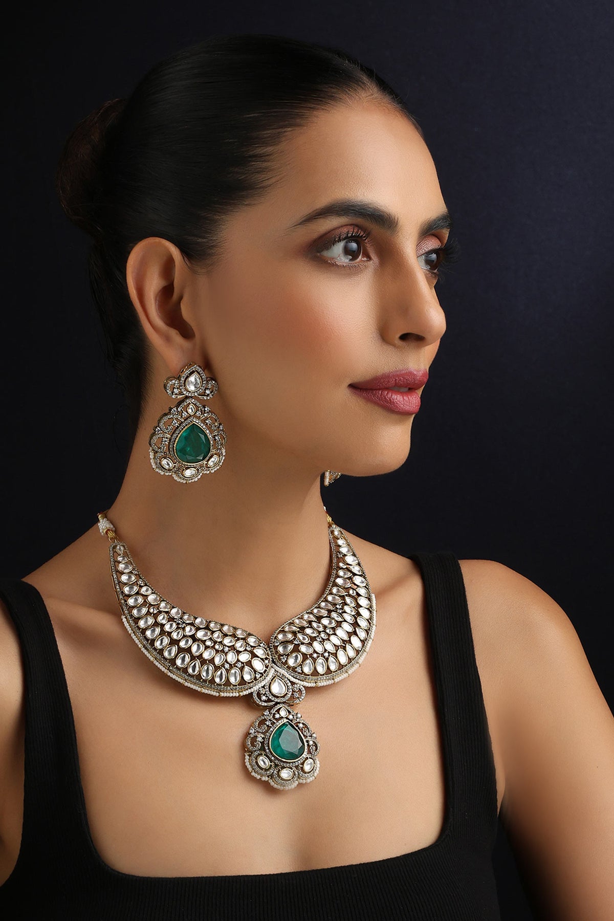 Emerald & Polki Necklace Set 