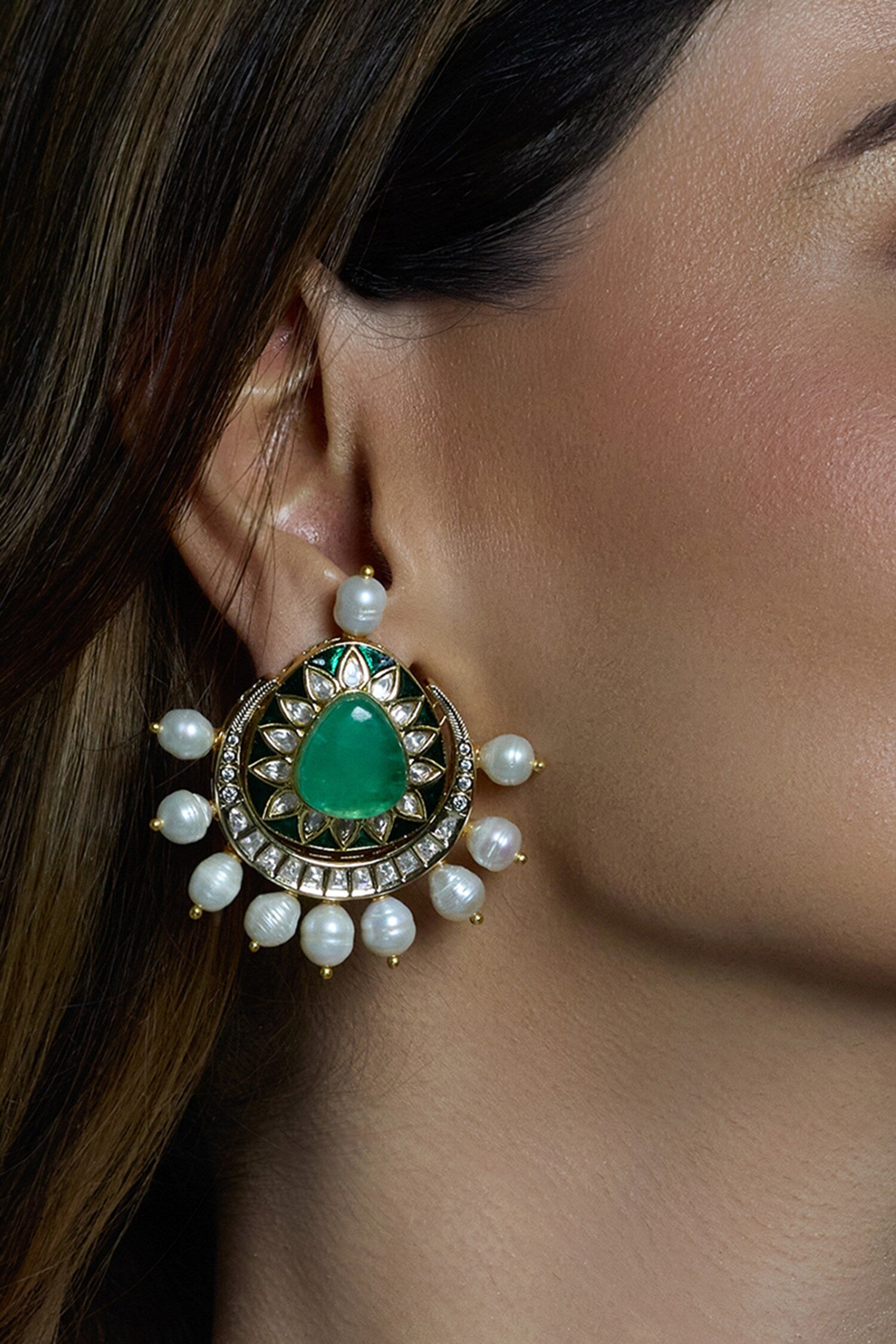 Royal Veil Emerald Studs 