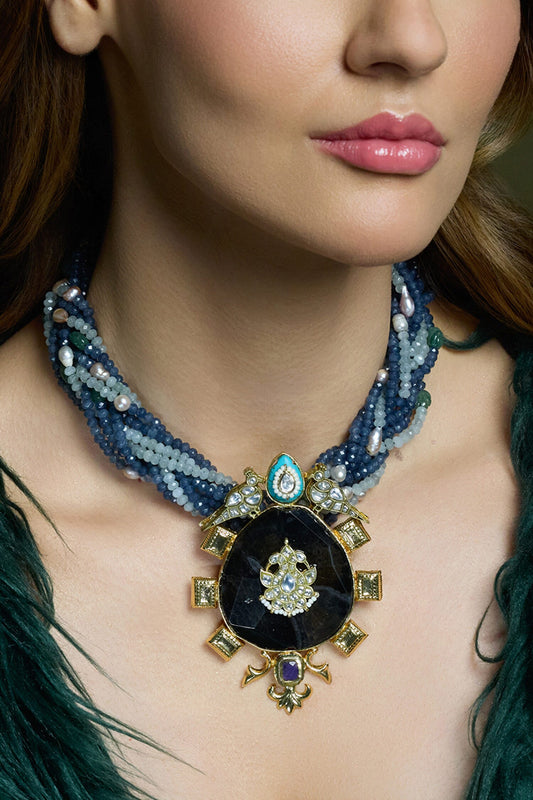 Majestic Divine Pendant Necklace 