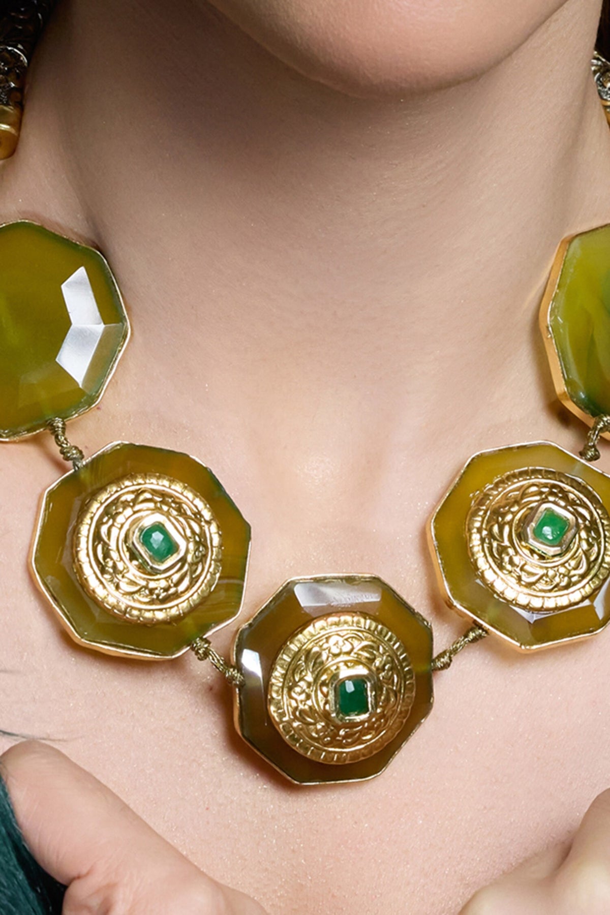 Majestic Enchant Necklace 
