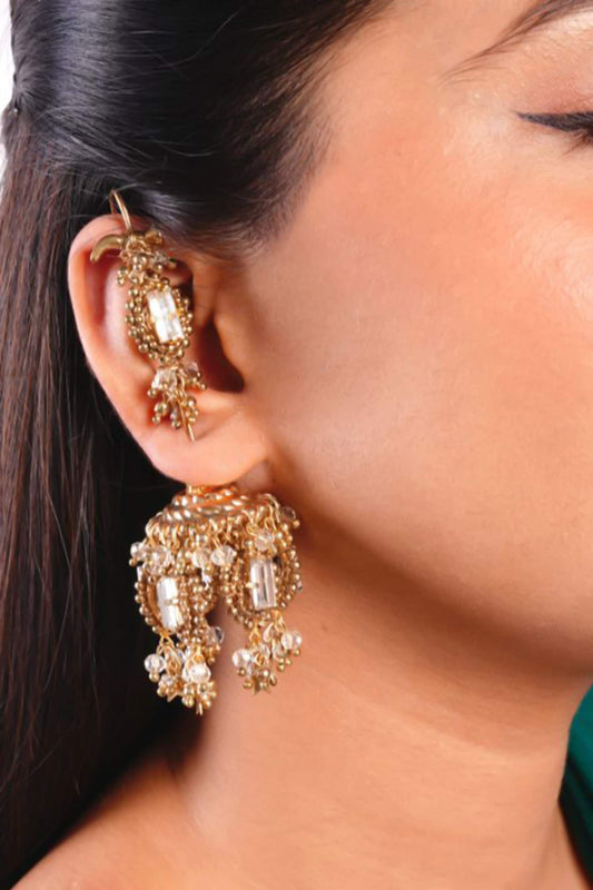 Neysa Embellished Earrings 