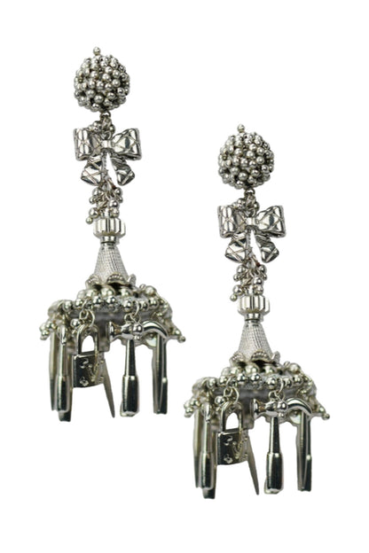 Meha Embellished Earrings 