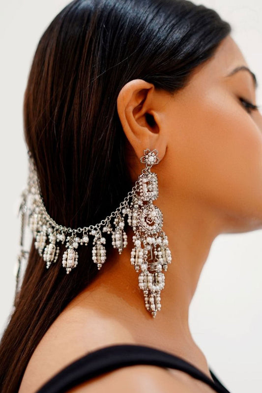 Inaaya Embellished Earrings 
