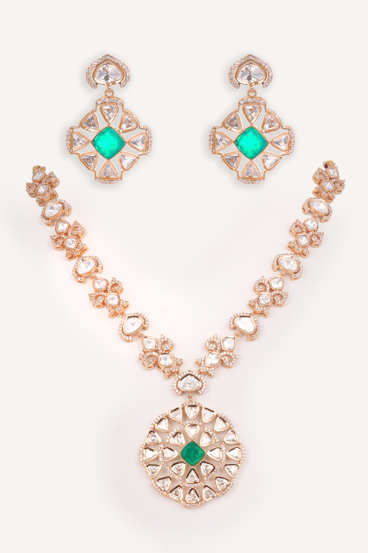 Kundan Pendant Necklace Set 