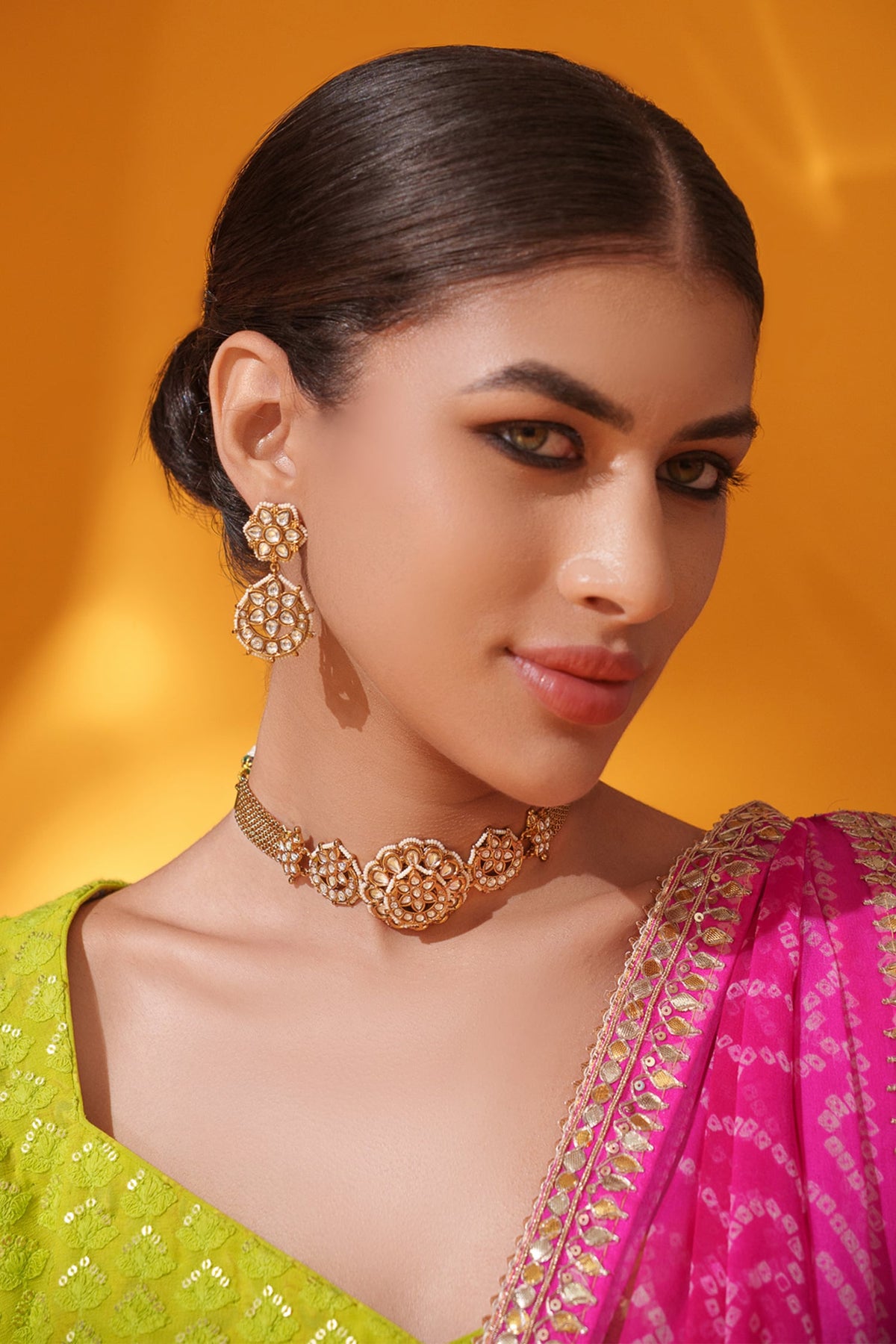Floral Carved Choker Set 