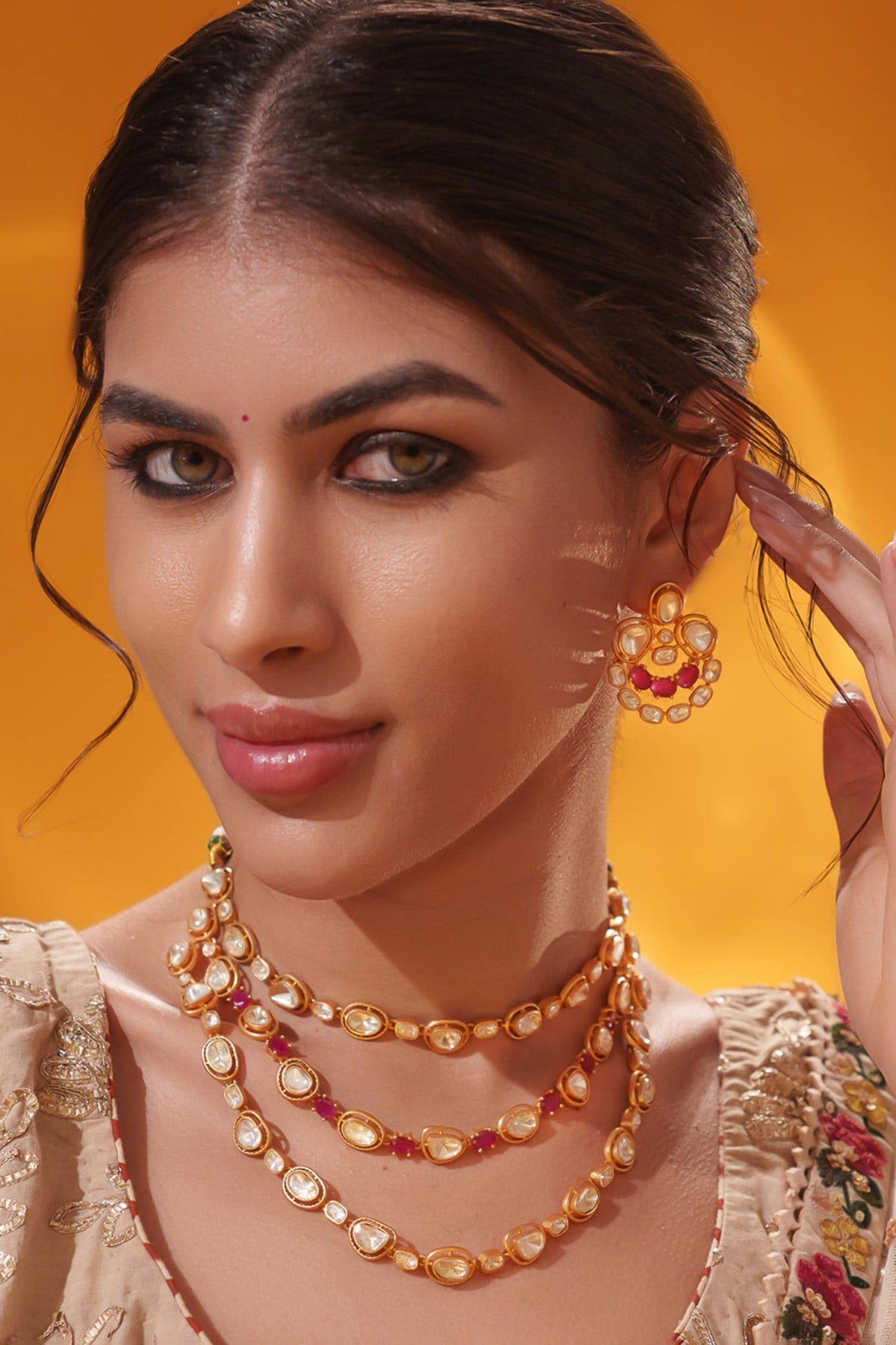 Layered Stone Embellished Necklace Set 
