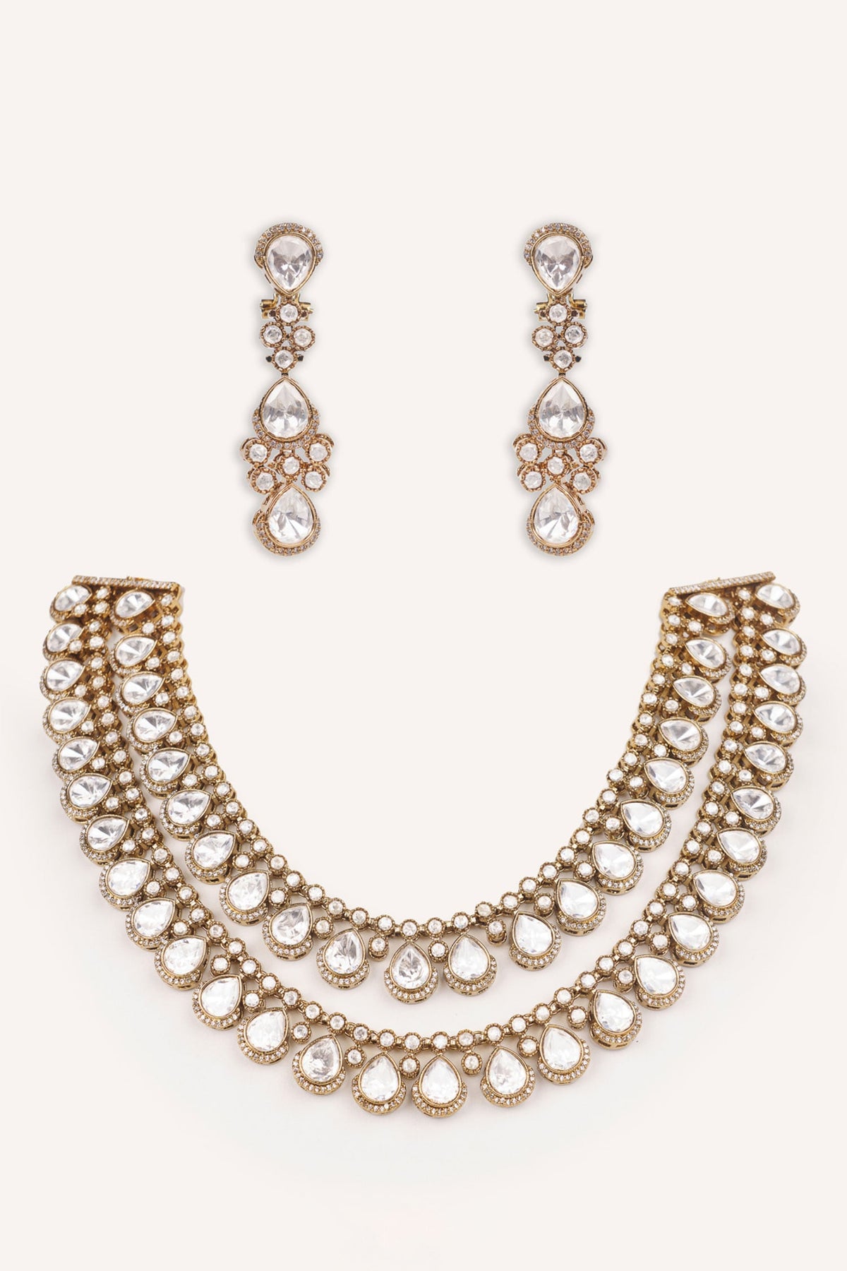 Long Necklace With Embellished Earrings 