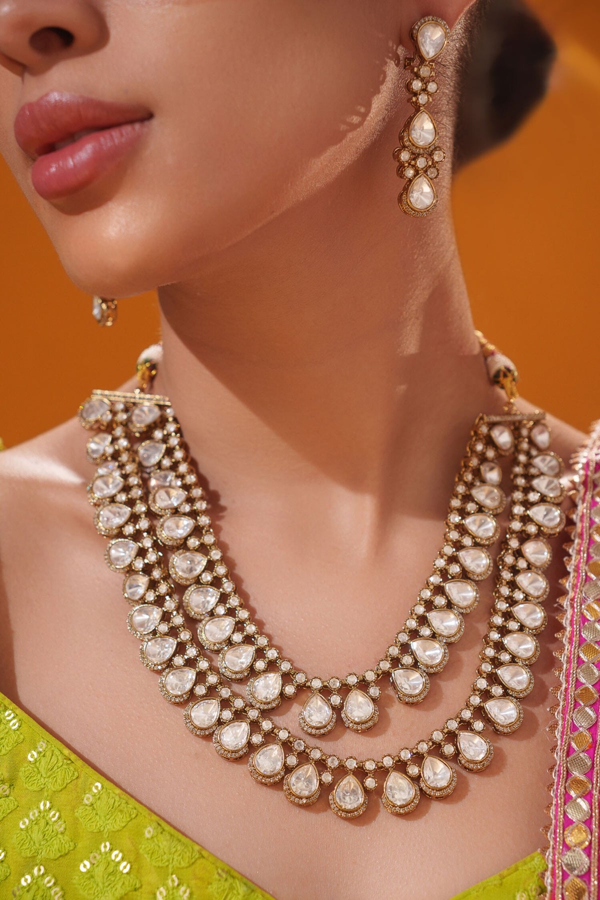 Long Necklace With Embellished Earrings 