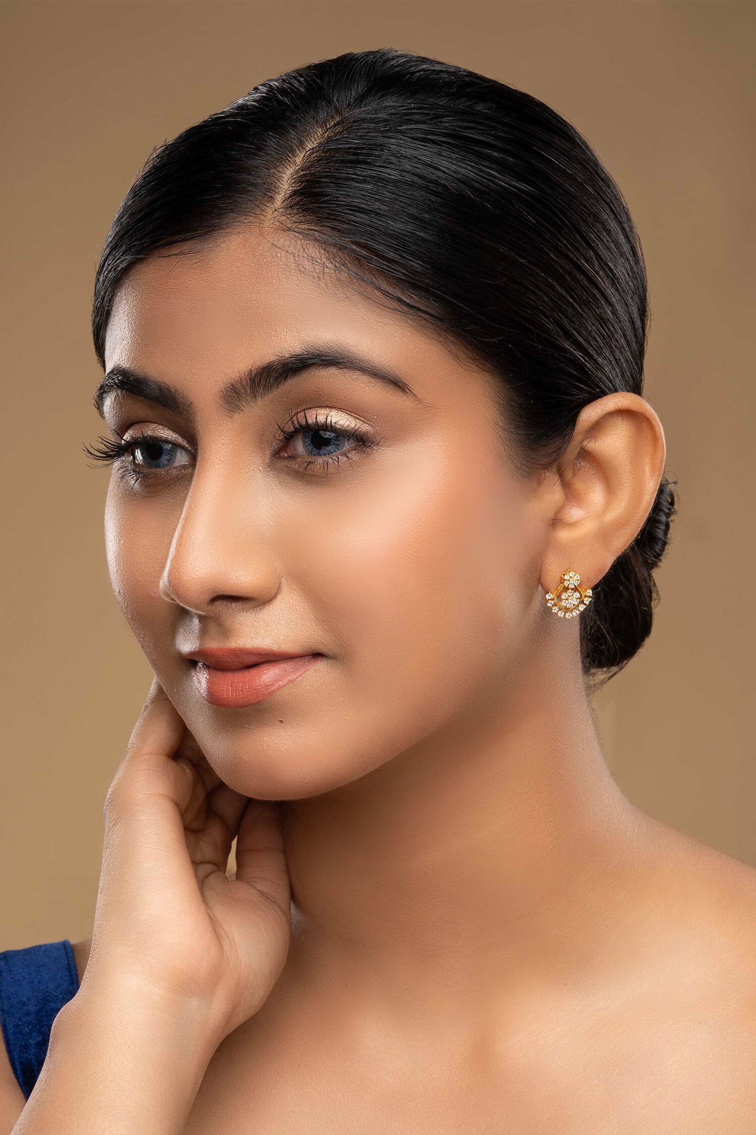925 Silver Vidya Stud Earrings 