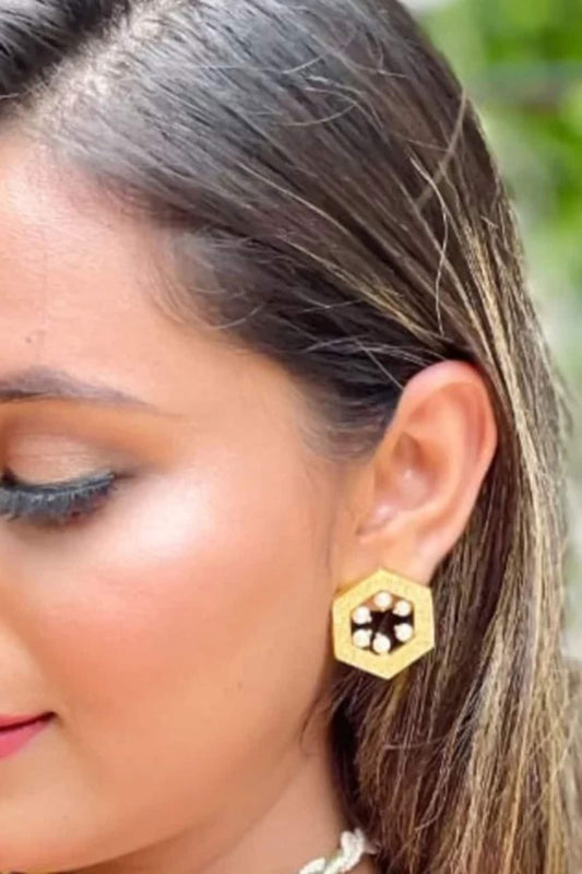 Hexagon Vintage Pearl Stud Earrings 