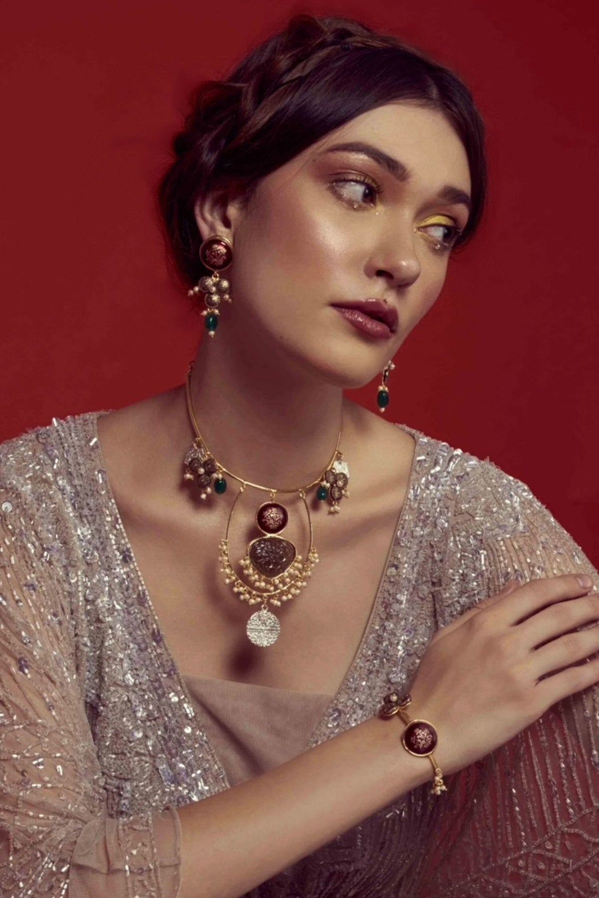 Antique Round Hasdi Necklace 