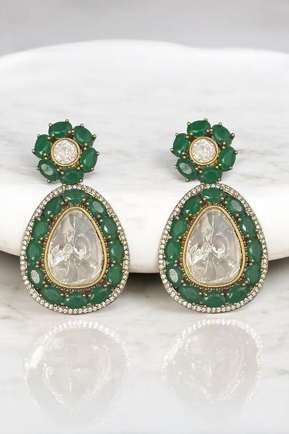 Naqsh Emerald Embellished Choker Set 
