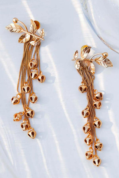 Serrate & Tassel Chain Earrings 
