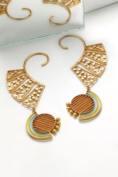 Twist Lined Circle & Acrylic Arcs Dotted Ear Cuffs 
