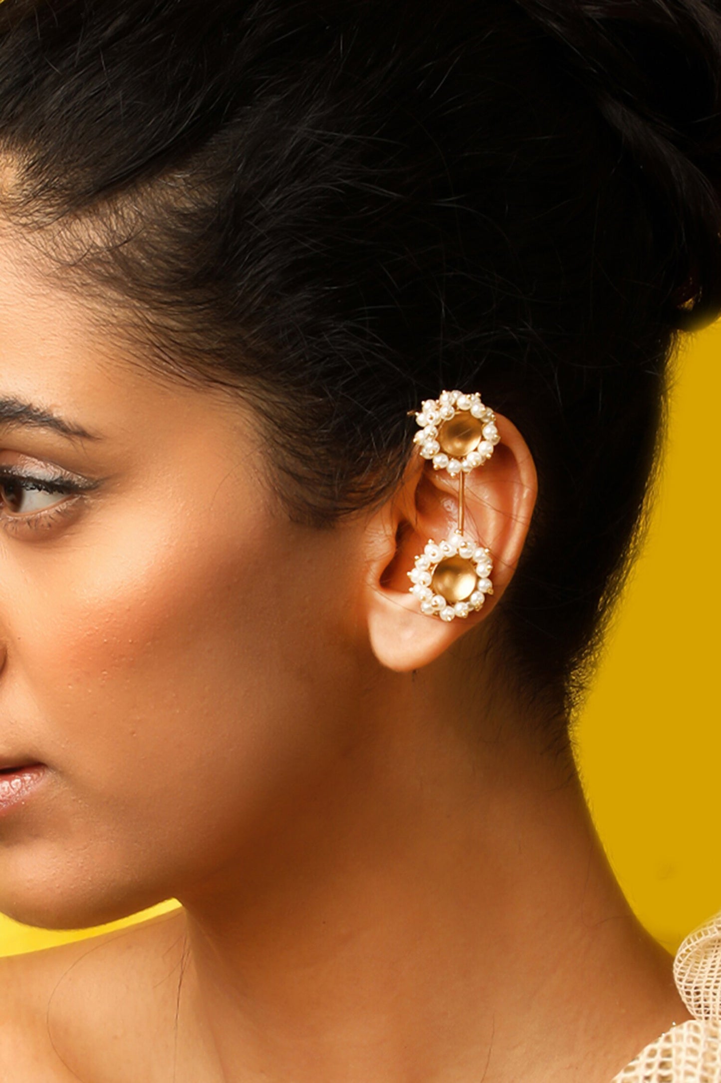 Pearl Bunch Ear Clips 