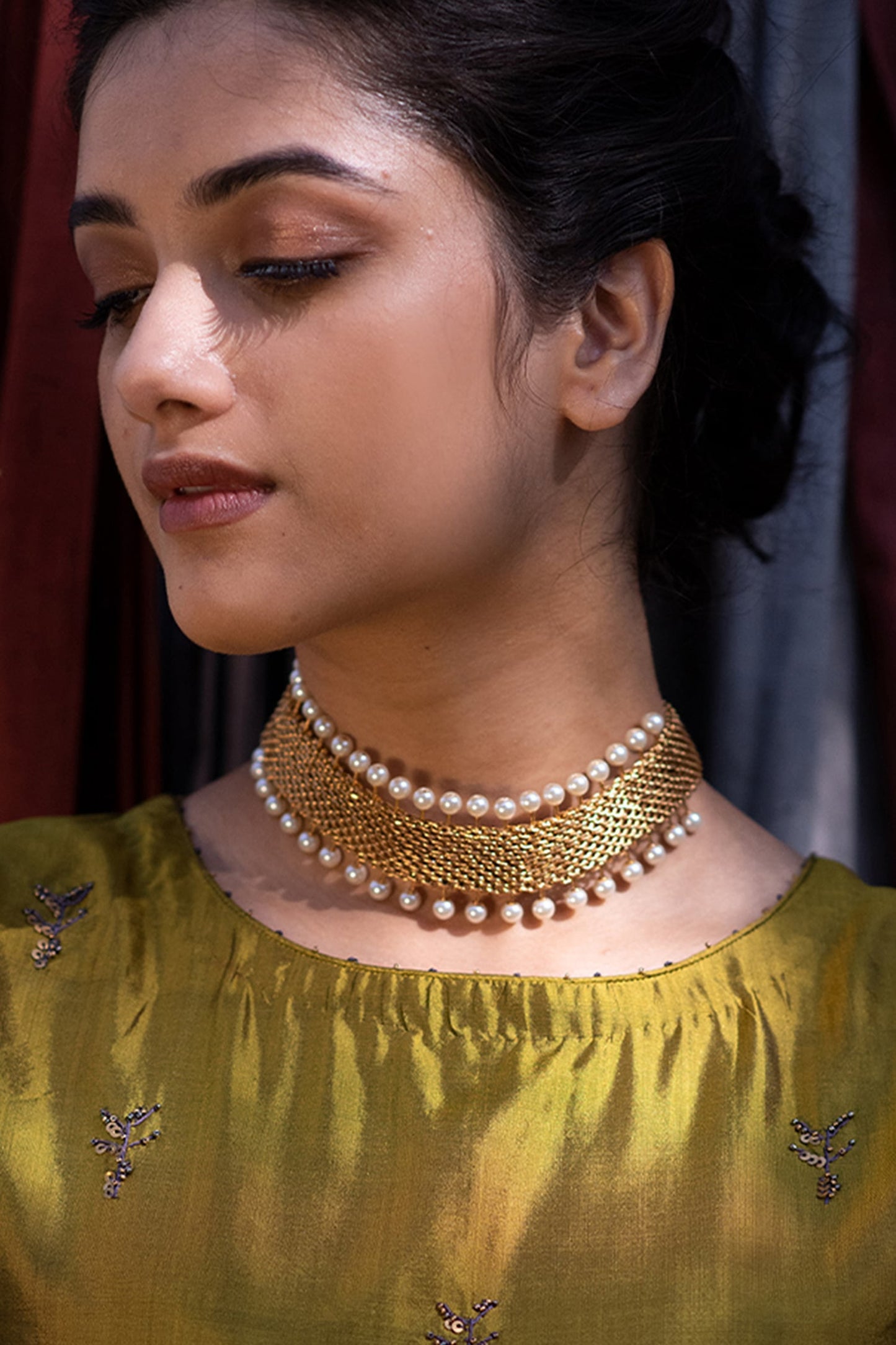 Mesh & Pearl Choker 