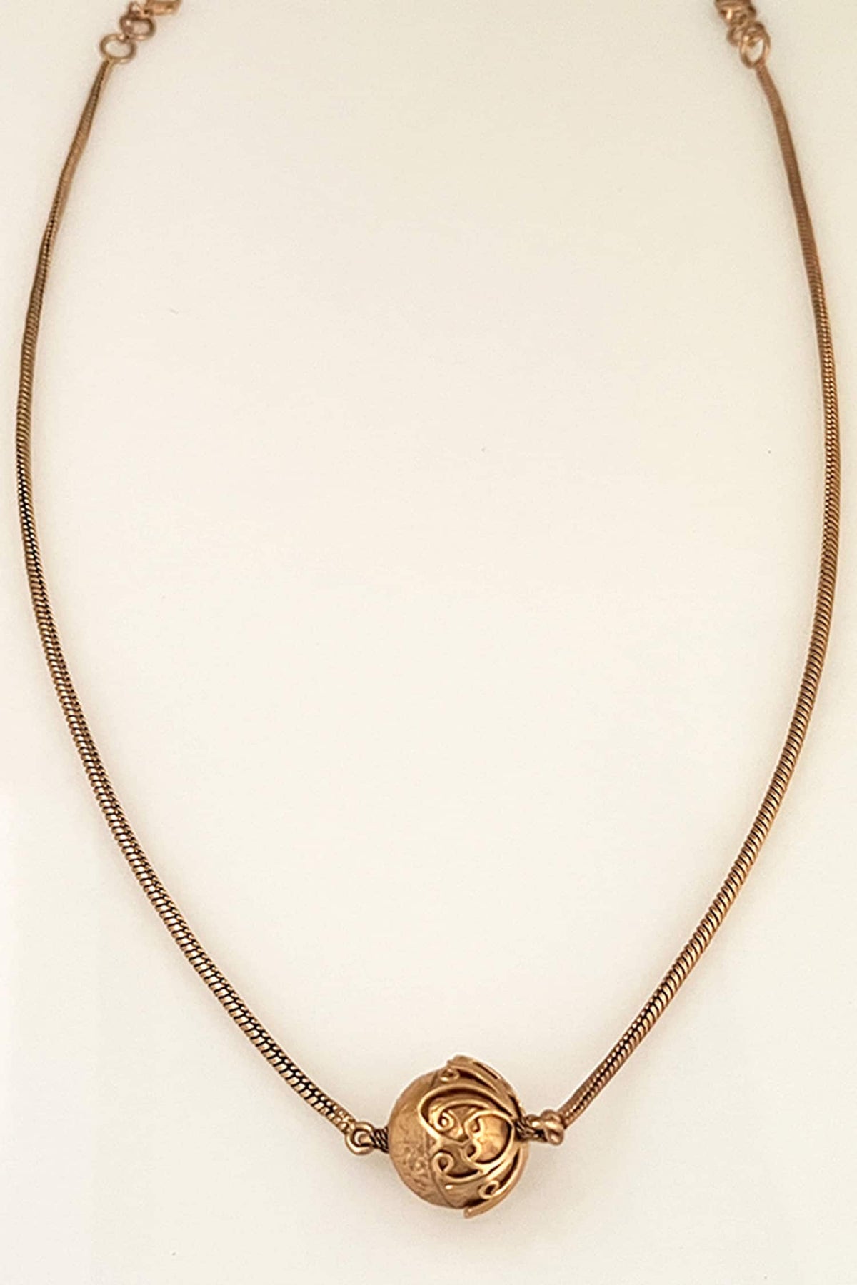 Ojas Engrqaved Ball Necklace 