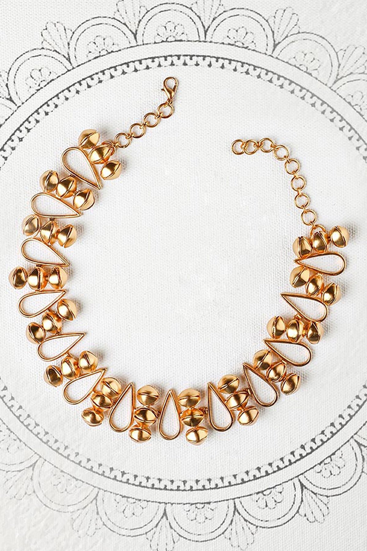 Open Petal Mogra Buds Necklace 