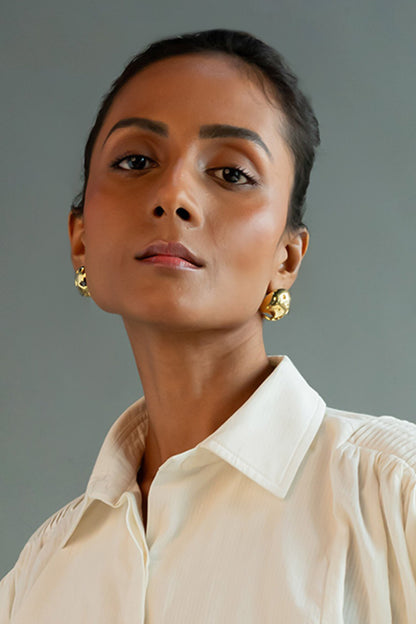 Pallas Gold Stud Earrings 