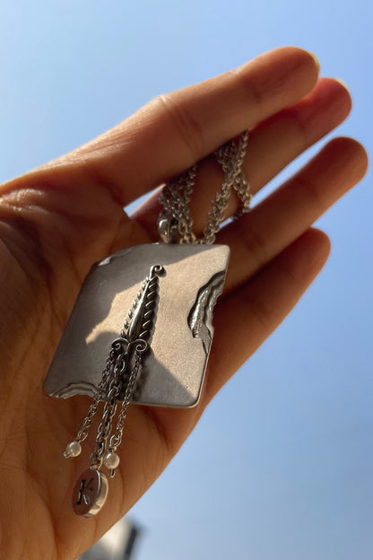 Kefi Leaf Motif Pendent 