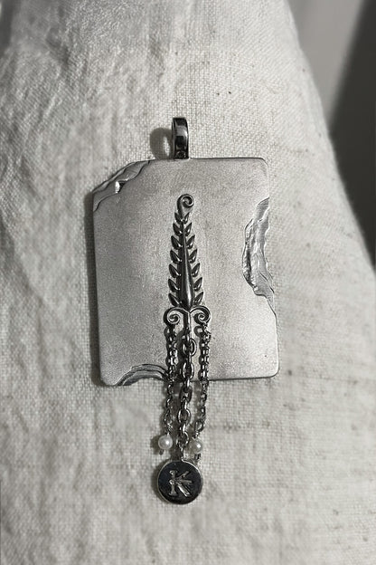 Kefi Leaf Motif Pendent 