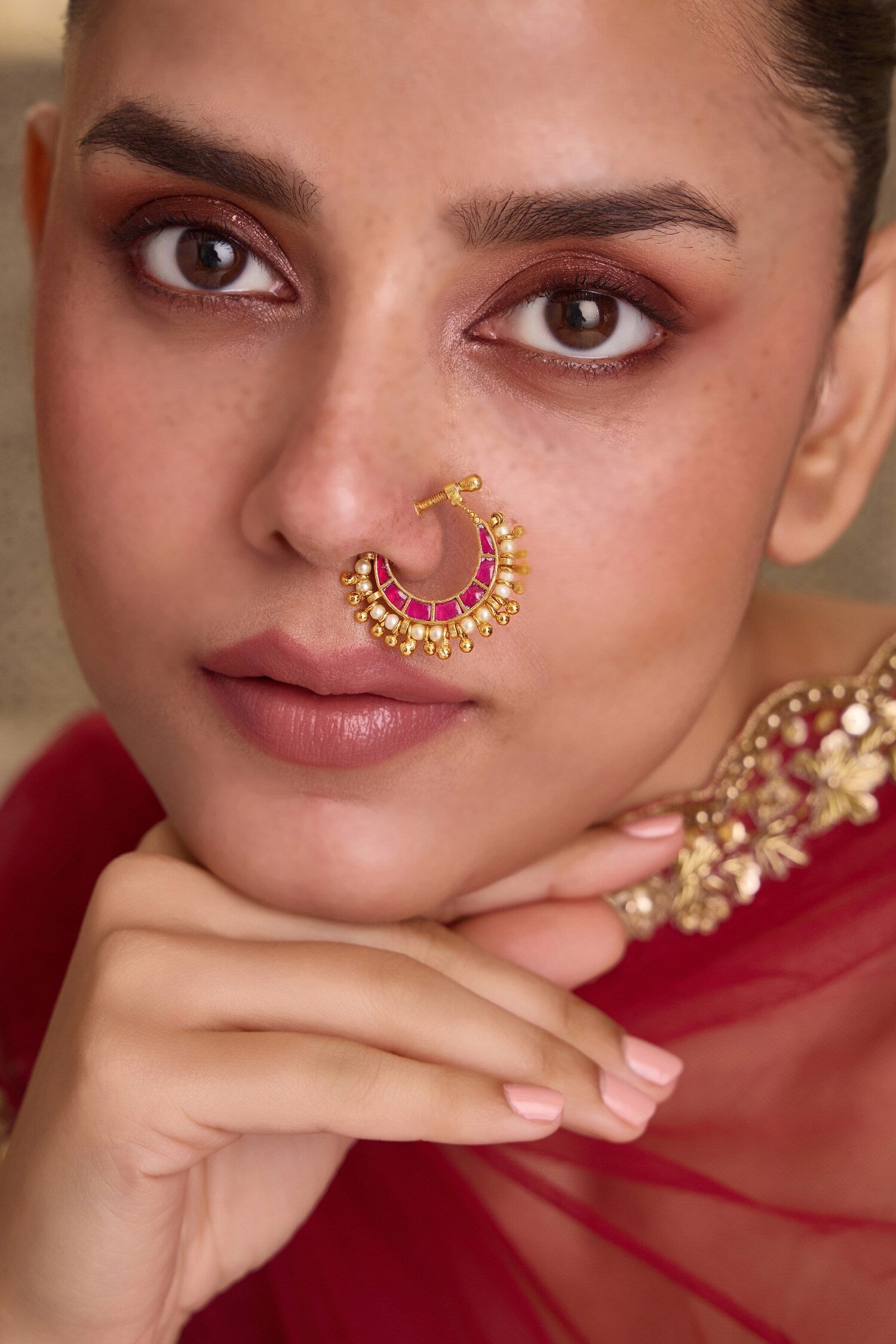 Kundan Embellished Nosepin 