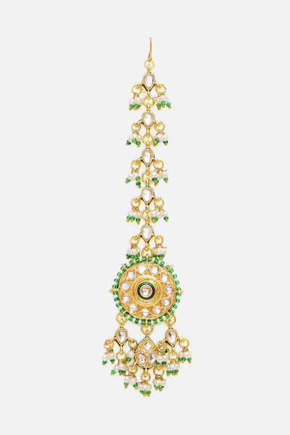 Kundan Embellished Necklace Set With Tikka 