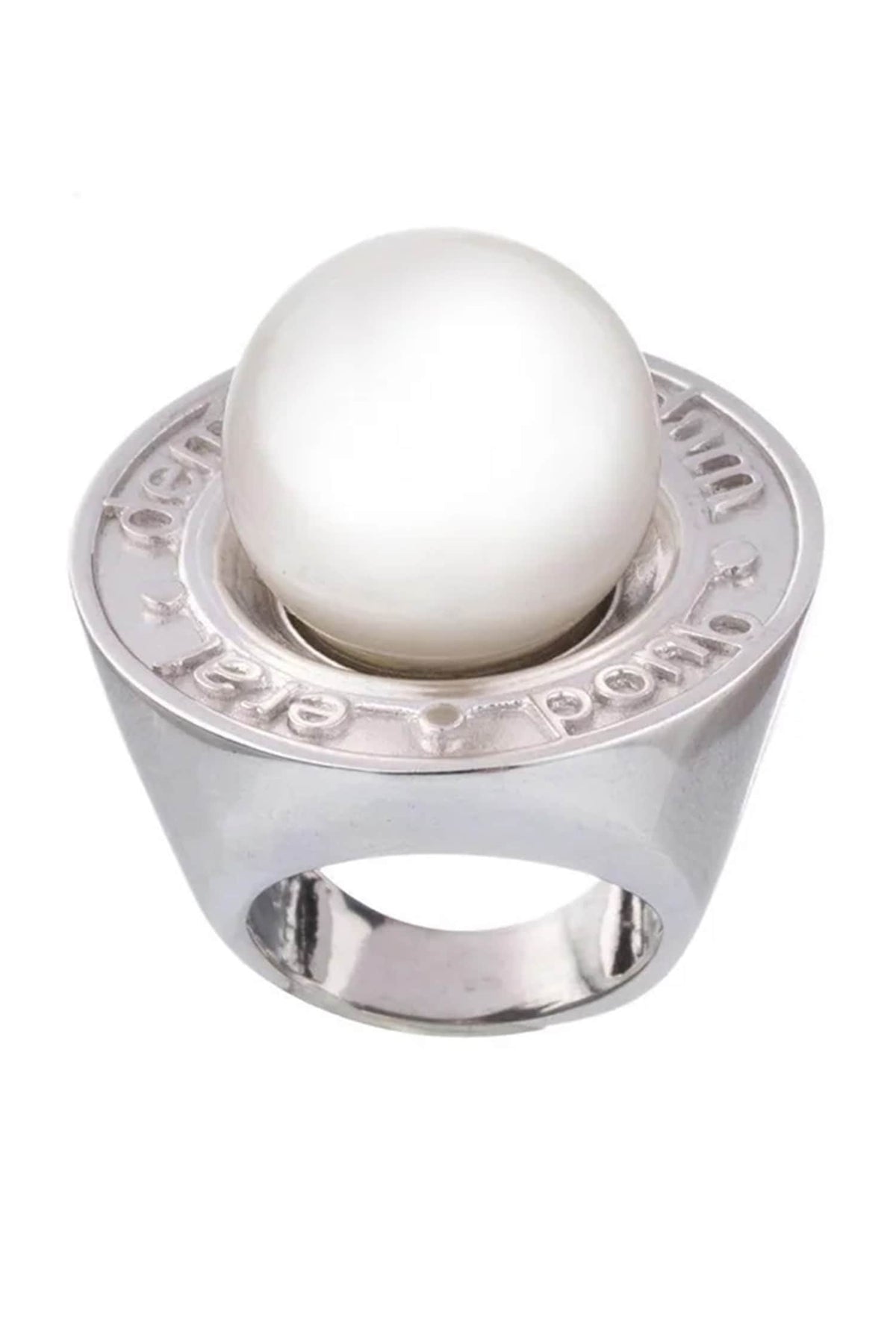 QED Pearl Ring 
