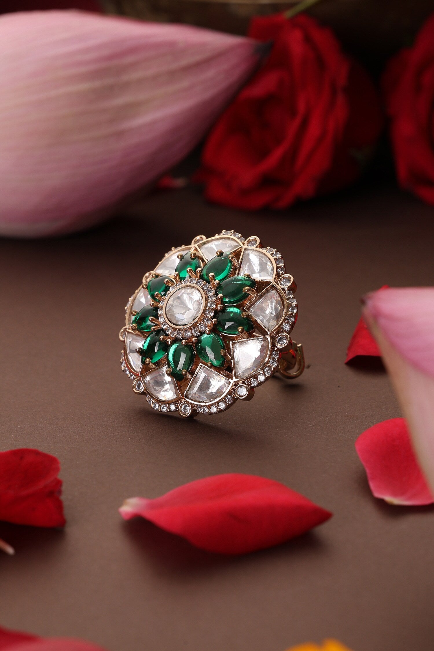 Emerald And Polki Embellished Ring 