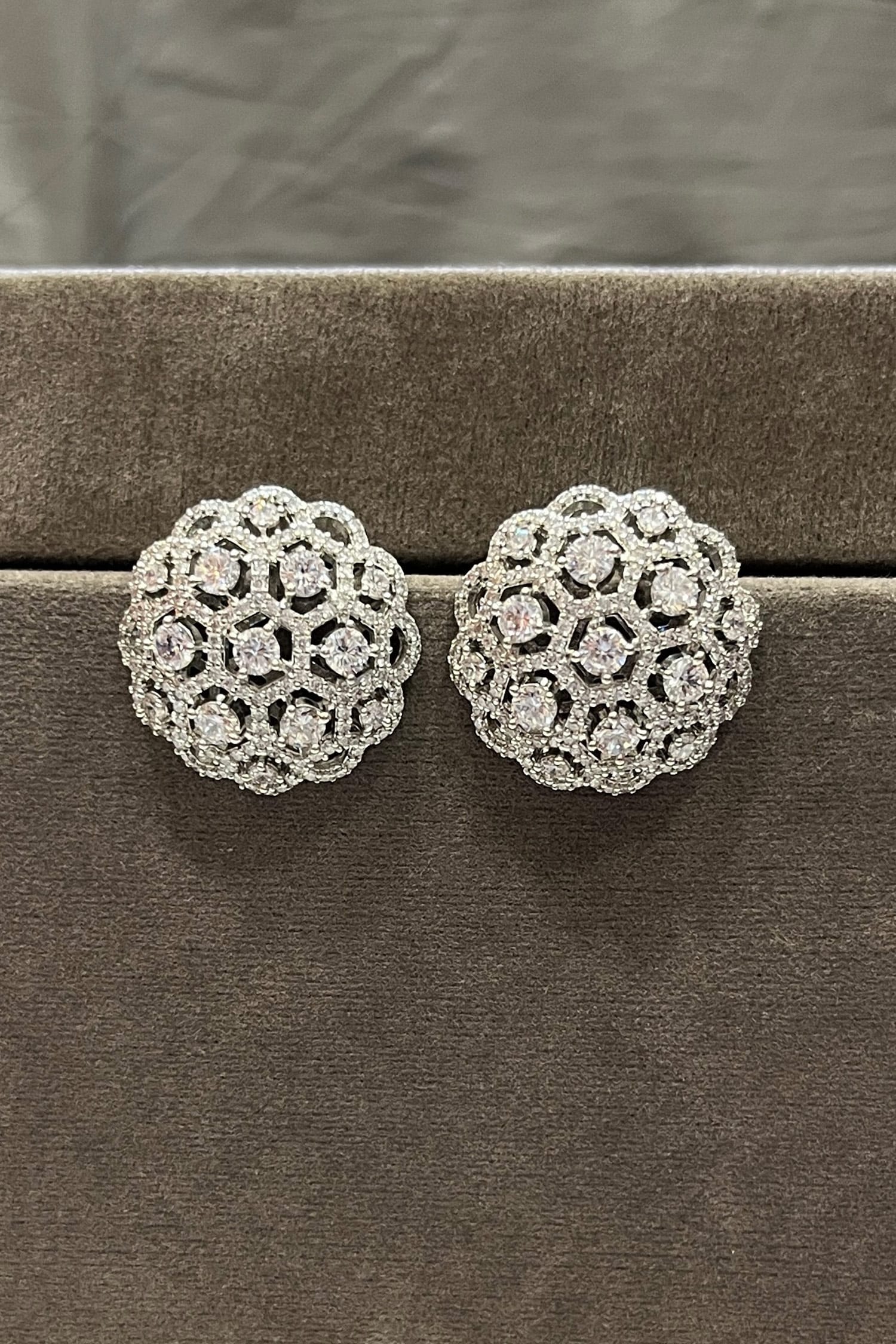 Round Shaped Zirconia Studs 