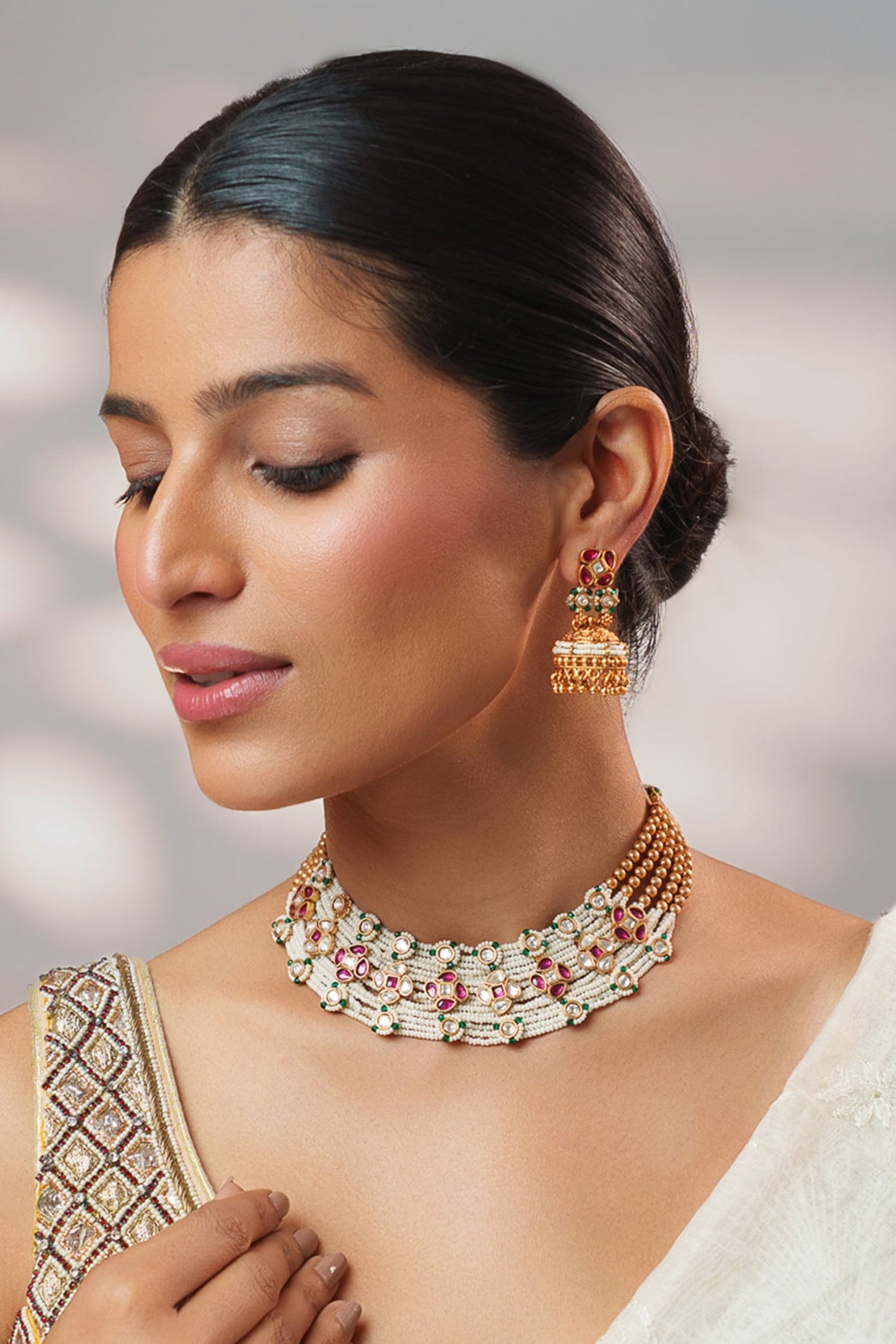 Kundan Embellished Necklace Set 