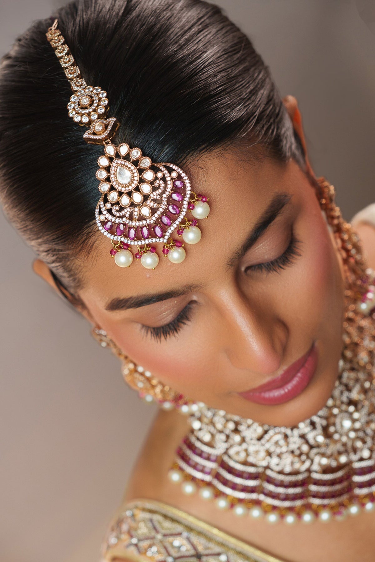 Polki Embellished Necklace Set 