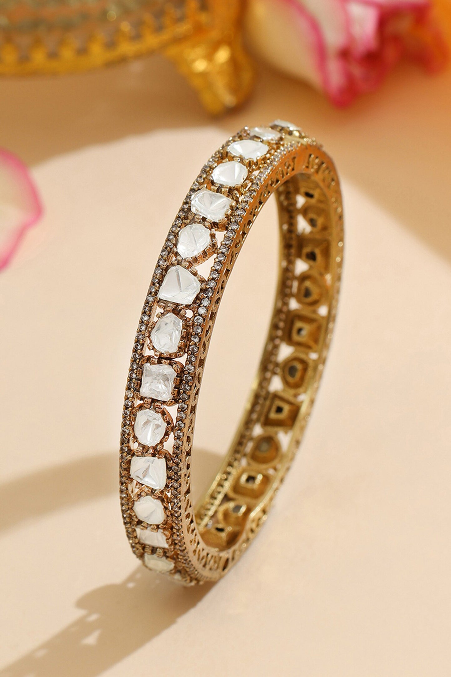 Kundan Studded Bracelet 