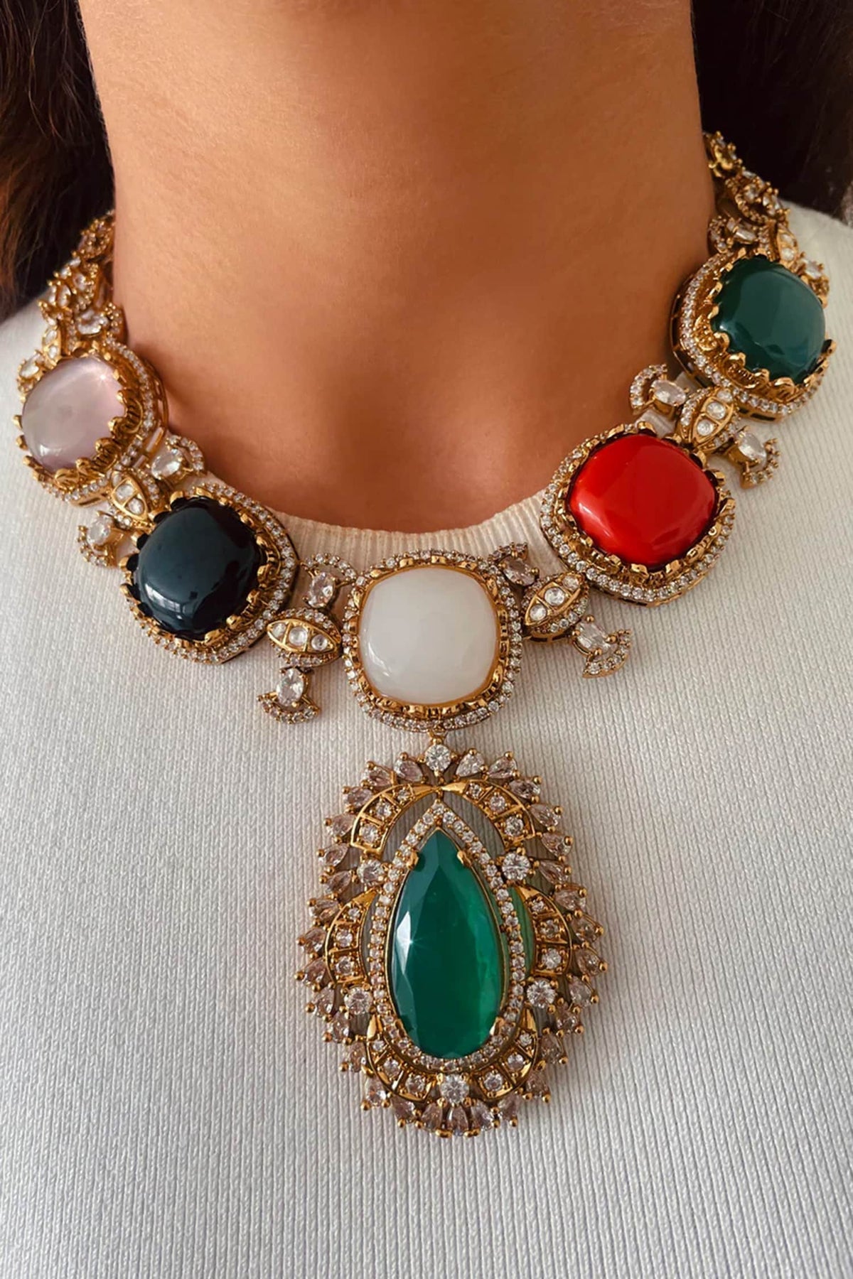 Kismati Stones & Polki Pendant Necklace Set 