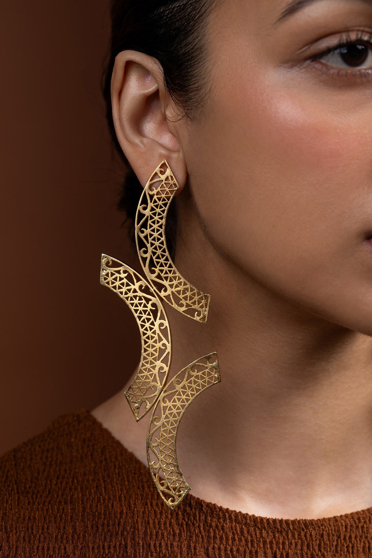 Kalchakra Lattice Semi-Circle Earrings 