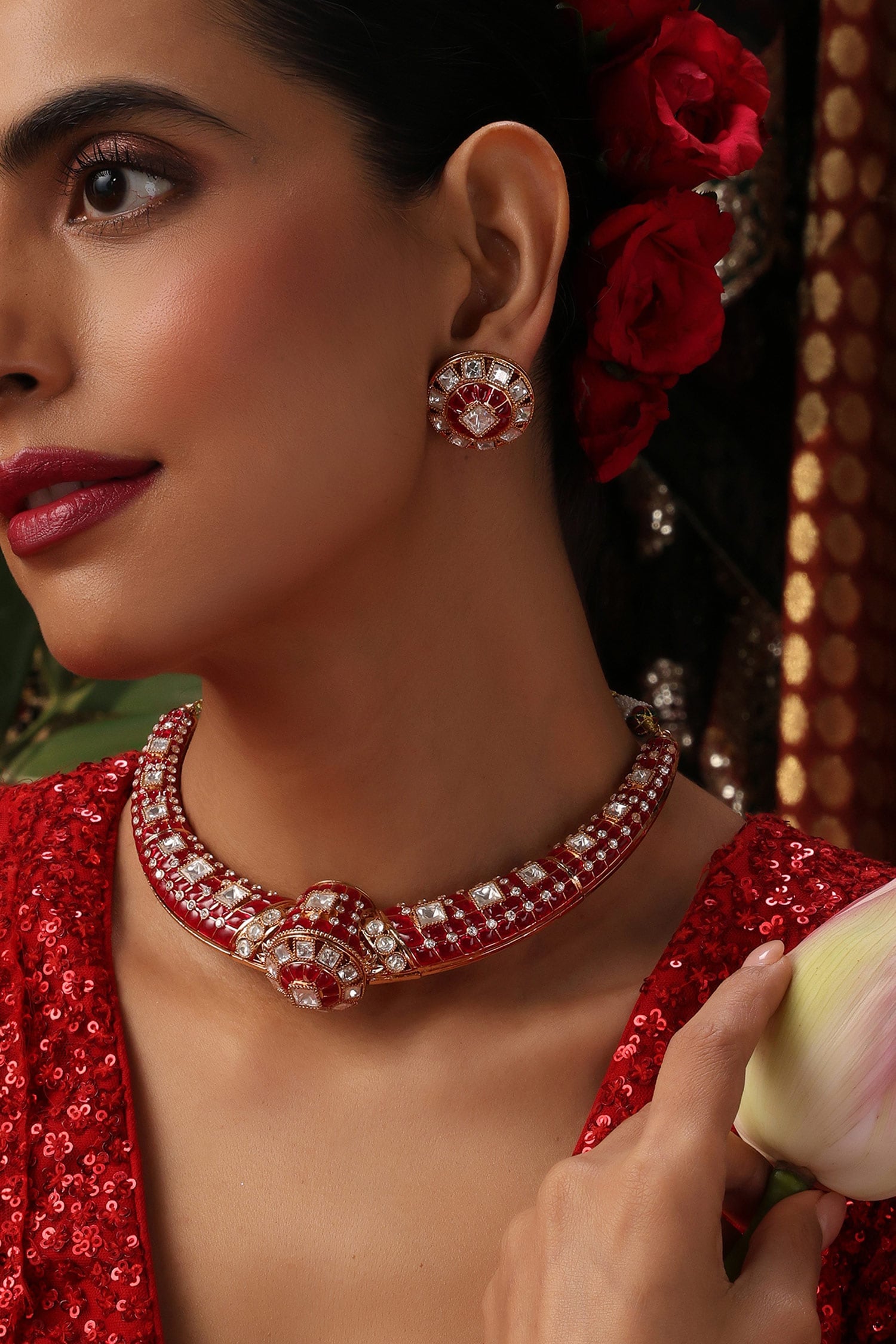 Kundan Embellished Necklace Set 